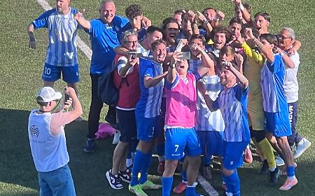 L'Akragas vola in Eccellenza: la testa di Fragapane firma il ritorno del Gigante