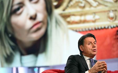Il "dissing" di Stato: quando il montaggio di un video diventa il ring tra Conte e Meloni