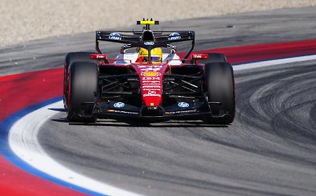 La prima volta non si scorda mai: Hamilton re di Spagna con la Ferrari