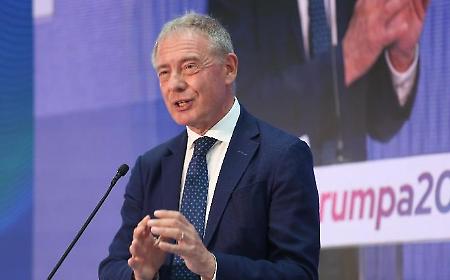 Imprese, il ministro Urso ai cento anni di Confindustria: &laquo;Diventeremo la Milano del Sud&raquo;