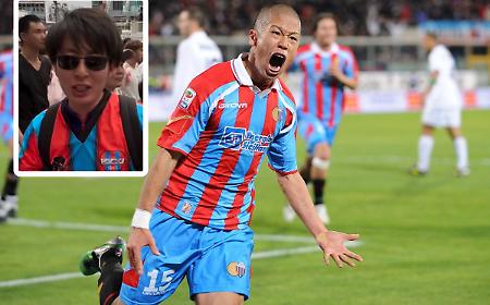 &laquo;Dai Catania, vogliamo vincere&raquo;. La storia del tifoso Japan diventata virale