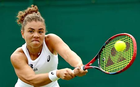 Jasmine Paolini rimonta da maratona e elimina Montgomery al primo turno