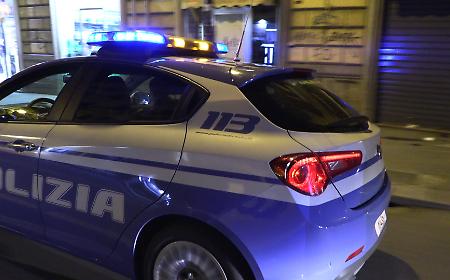 "Pugni, calci e persino un taser", aggressione omofoba a Palermo: caccia al responsabile, misure cautelari per due complici