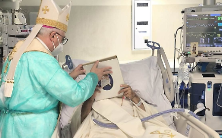 Ordinato diacono in terapia intensiva: la testimonianza di Pino Cannav&ograve; commuove Catania