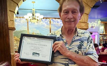 Morto Tony Fanara, titolate del ristorante "Palermo" a Los Angeles, punto di riferimento per la citt&agrave;