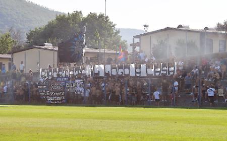 I tifosi del Catania: "Riportate il logo a casa"
