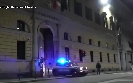 Arrestato il "piccolo" fascista di 15 anni che sui social incitava azioni contro stranieri ed ebrei