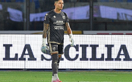 Il portiere del Catania Andrea Dini (foto Filippo Galtieri)