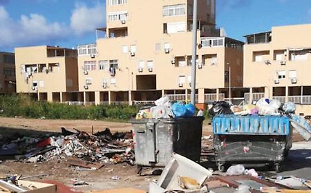 Lo Zen come &ldquo;Gomorra&rdquo;, sfida aperta alle istituzioni e il parroco grida: "Basta proclami"