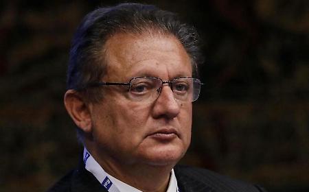 &laquo;Un&rsquo;America non solo &ldquo;first&rdquo;, ma anche sola, per l'Italia un grosso problema&raquo;, il commento di Antonio Di Bella