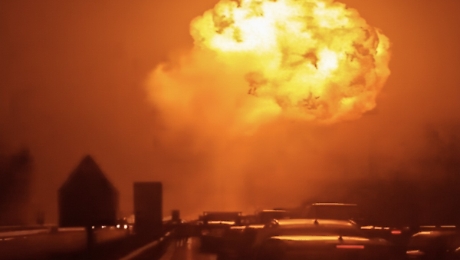 Esplode un'autobotte: panico sull'autostrada A1. Le immagini