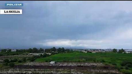 Tentano di rubare ferro alla Zona industriale insieme a un bambino: guardia giurata li scopre e li fa arrestare Tentano di rubare ferro alla Zona industriale insieme a un bambino: guardia giurata li scopre e li fa arrestare