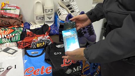 Il business del falso correva su Facebook: sette misure cautelari a Messina