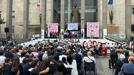 Piazza Verga si risveglia per ricordare Falcone e difendere la legalit&agrave;
