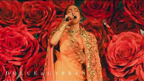 Esce il video ufficiale D&G sulla performance di Jennifer Lopez a Taormina: le immagini spettacolari