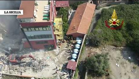 Crollo di Messina, il recupero del corpo senza vita del primo disperso