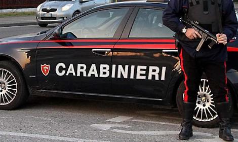 Dosi in un'auto abbandonata e in un sottoscala, due arresti allo Zen 2