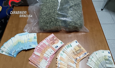 Arrestato con un chilo di marijuana: 56enne finisce ai domiciliari