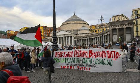 Flotilla fermata a Creta, il Mediterraneo torna linea di frattura: 175 attivisti bloccati da Israele, sbarco forzato in Grecia