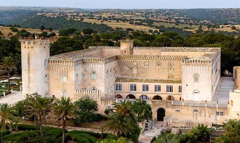 Ragusa, il castello di Donnafugata molto pi&ugrave; di una semplice dimora nobiliare