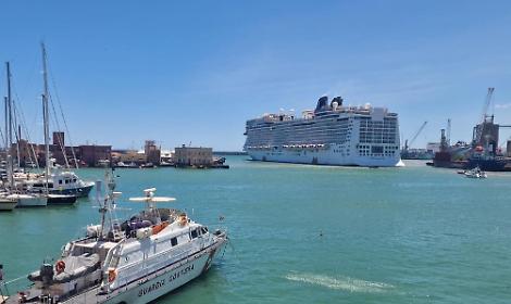 Incidente al Porto di Catania, accordo con la nave che ruppe gli ormeggi. Gli avvocati del colosso: &laquo;Banchina in condizioni "viziate"&raquo;