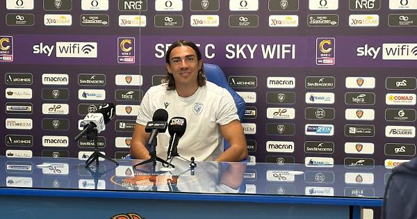 Siracusa Turati Carica La Squadra Atteggiamento Battagliero E Tanta siracusa-turati-carica-la-squadra-atteggiamento-battagliero-e-tanta
