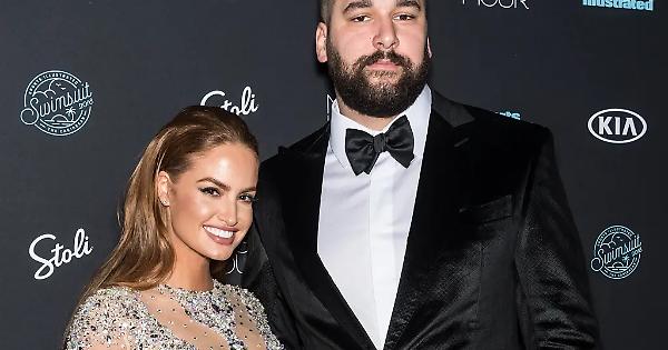 NFL Star Sues Ex-Wife After Explicit Divorce Claim