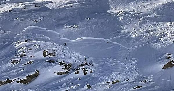 Caduta di pietre sul Monte Bianco: morto Carlo Chiodini durante un ...