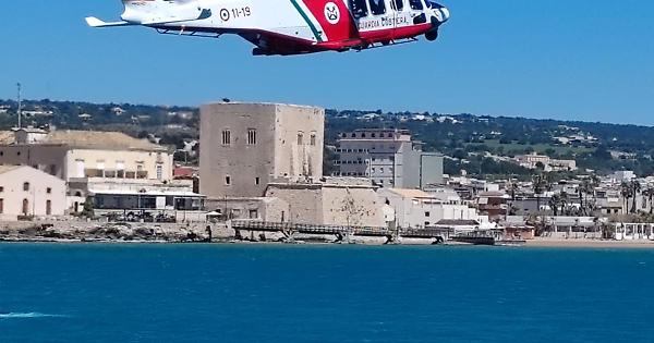 Pozzallo, esercitazione della Guardia costiera con la giornata del mare - La Sicilia