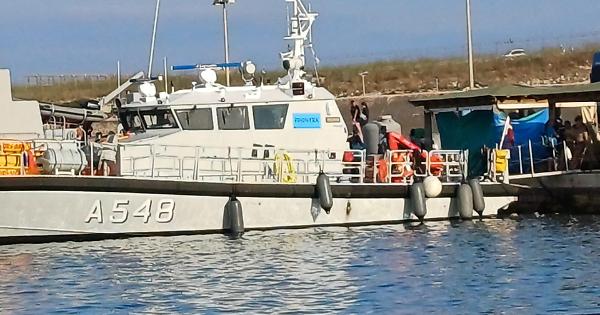 Photo: lasicilia.it Migranti, la Germania stringe i tempi: «I rientri verso l