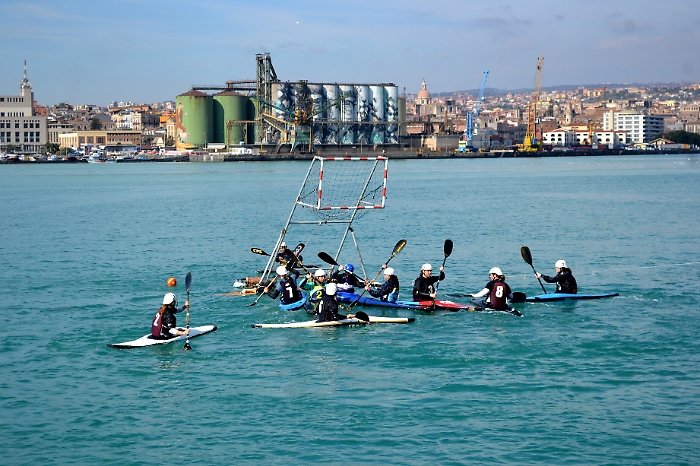 La Nazionale U21 donne in allenamento al porto di Catania