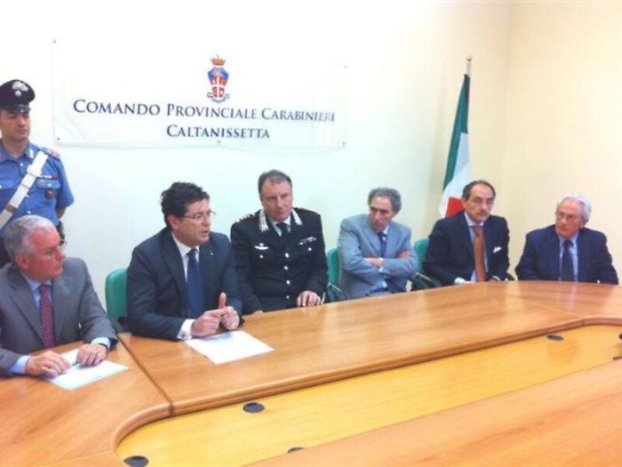 Un altro protocollo della legalit&agrave; firmato d aMontante a Caltanissetta con il comando provinciale dei carabinieri