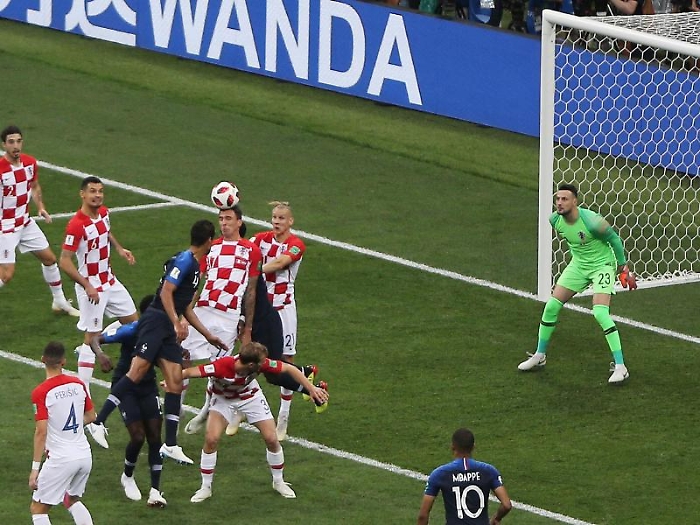 L'autorete di Madzukic che d&agrave; il via alle marcature