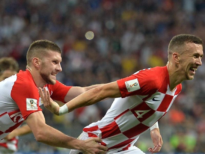 L'esultanza di Perisic