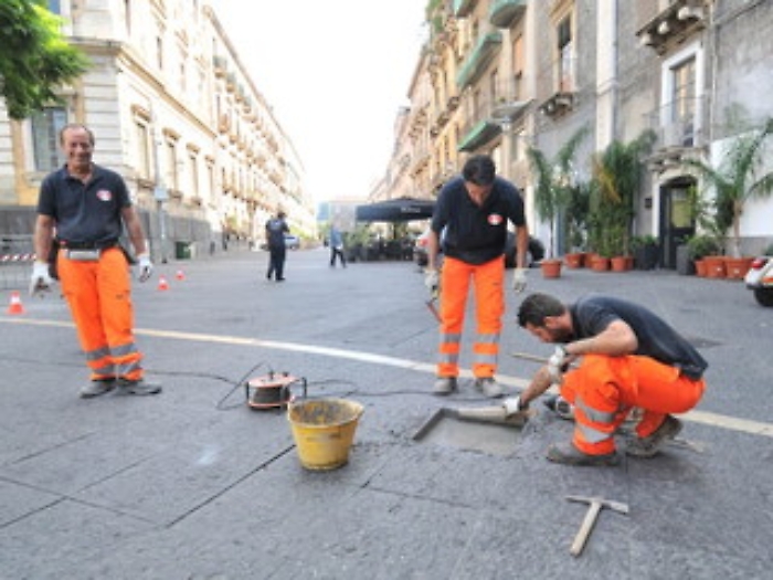 CATANIA 19/10/2016 : DECORO URBANO IN CENTRO STORICO