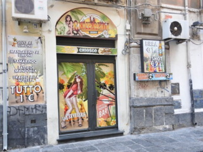 CATANIA 19/10/2016 : DECORO URBANO IN CENTRO STORICO