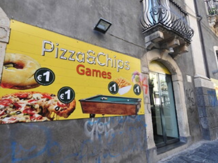 CATANIA 19/10/2016 : DECORO URBANO IN CENTRO STORICO