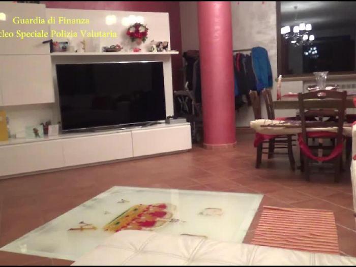 Un frame tratto dal video della Guardia di Finanza nell'ambito dell'operazione 'Delirio' che ha portato all'arresto di 24 persone al termine di una i