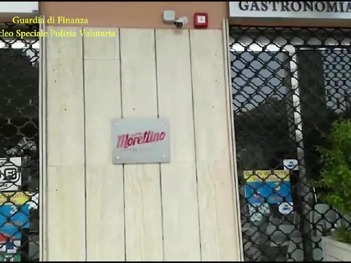 Un frame tratto dal video della Guardia di Finanza nell'ambito dell'operazione 'Delirio' che ha portato all'arresto di 24 persone al termine di una i