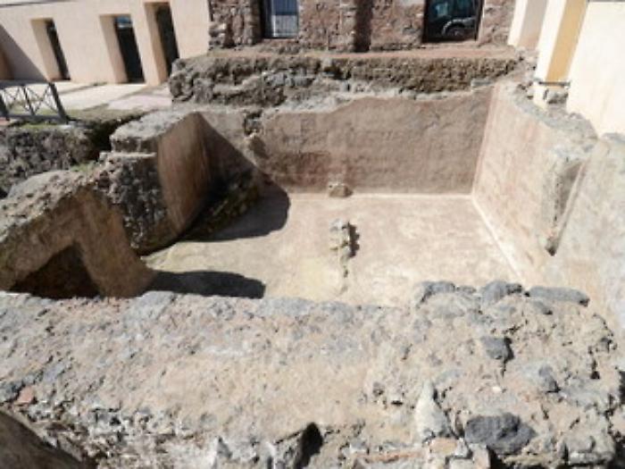 CATANIA 11/10/2016 : TERME ROTONDA, lato Nord. La grande cisterna romana