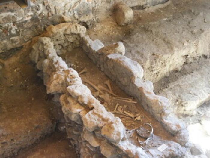 CATANIA 11/10/2016 : TERME ROTONDA, interno, sepoltura