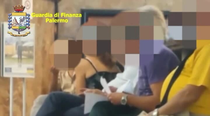 10676133-12528_Falsociecologomp4_1620404553046