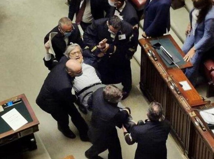 1593093302592_1620408668091