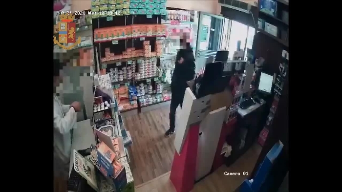 3083268-rapinamp4_1620393857360