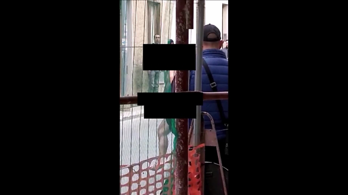 45369416-follissimomp4_1620391603533