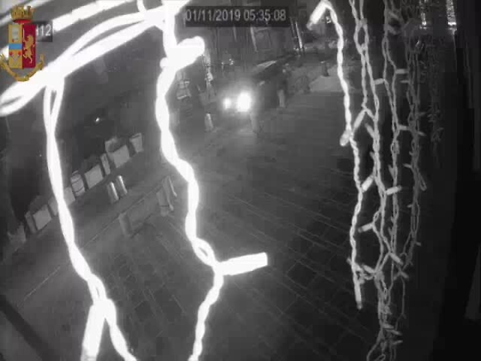 5162426-ladromp4_1620399986384