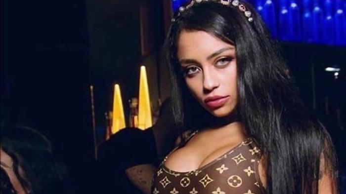 55161062-influencermp4_1620396148352