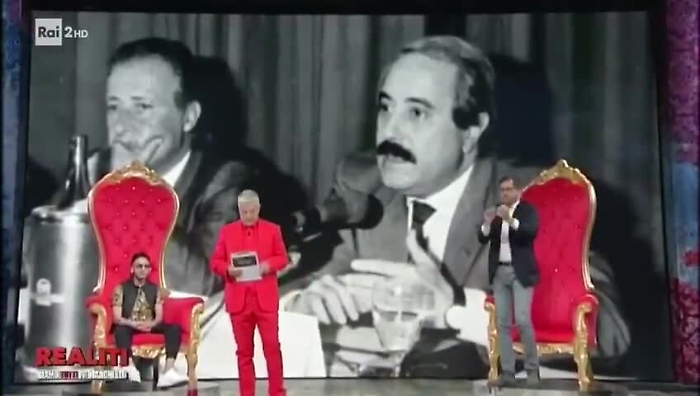 6264724-scarfacemp4_1620380951416