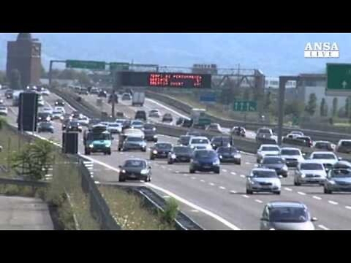 62w3WMXupNU_1620376270372