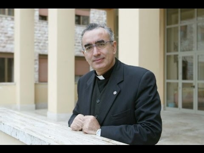 ZghgpnNA1Fg_1620379230267